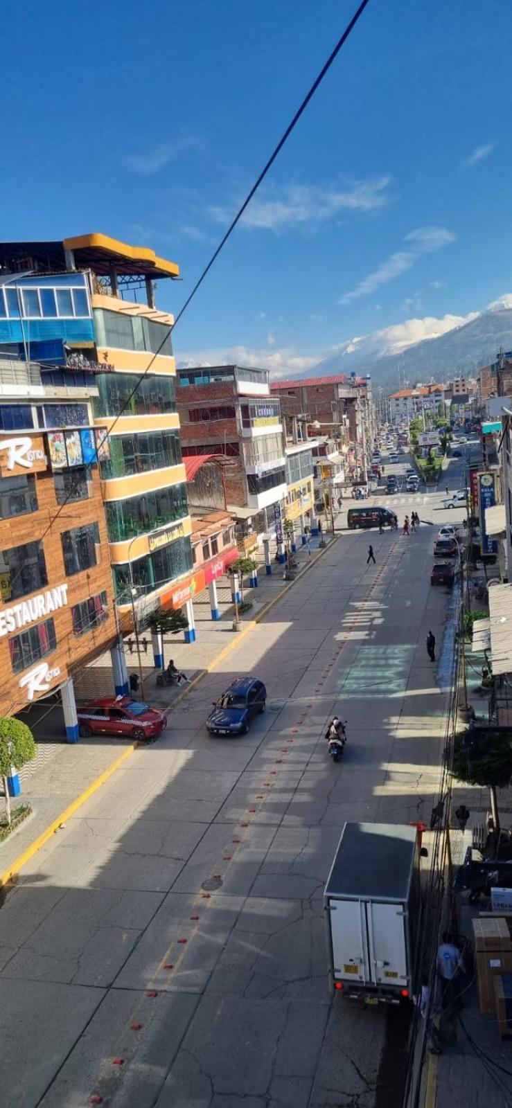Hotel Valery II Huaraz  Esterno foto